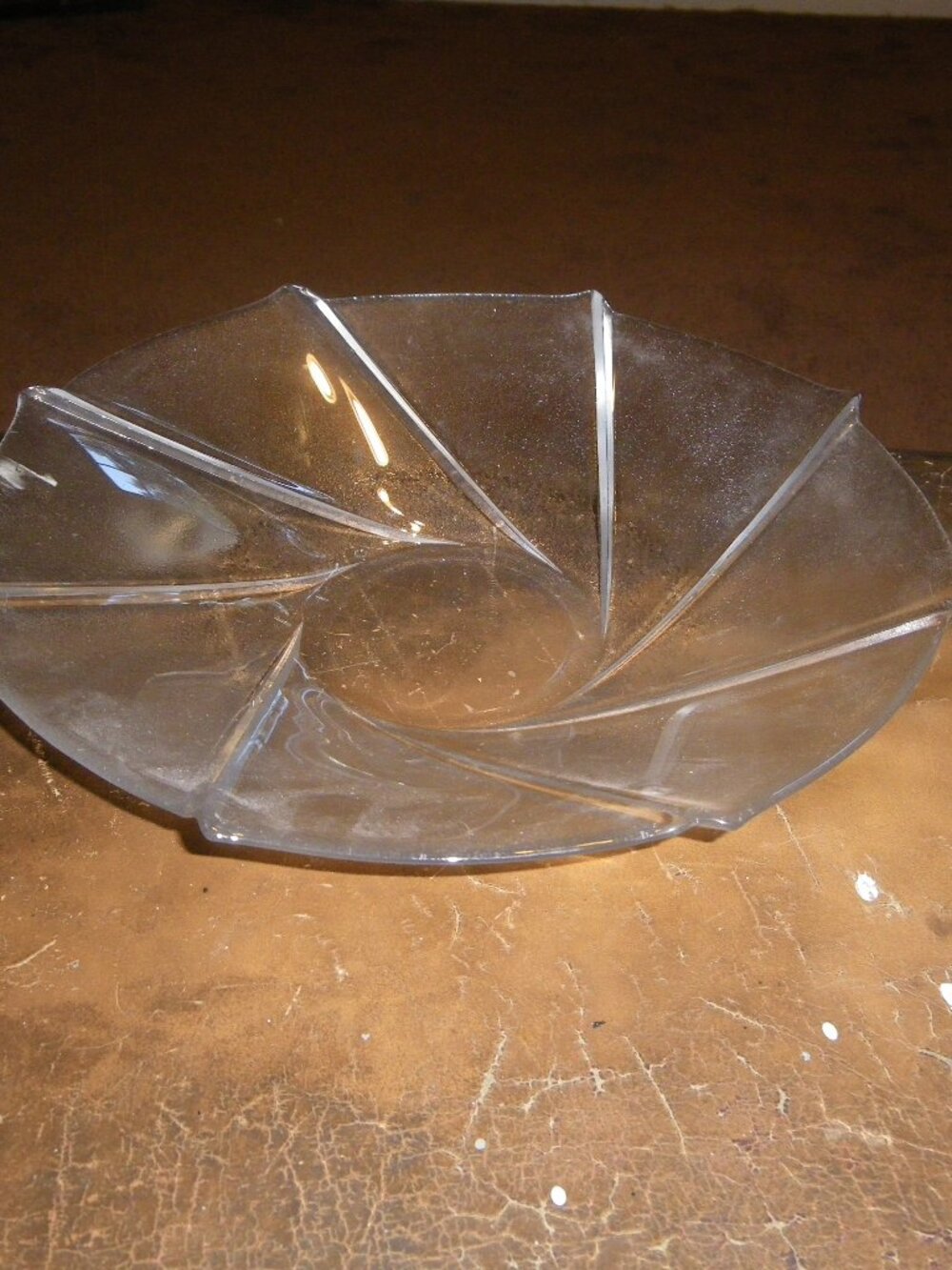 Vintage Large Glass Bowl w/ Pinwheel Geometric Design